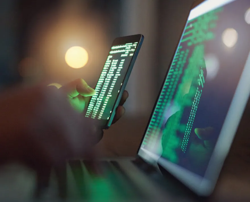 Sosyal medyada sanal devriye .