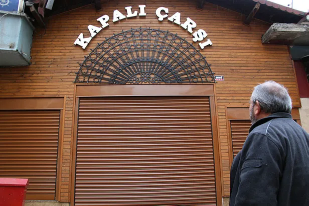 Türkiye'de koronavirüs önlemleri! Elazığ'da 92 yıllık Kapalı Çarşı ilk kez kapandı!-1