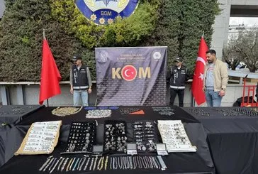 Emniyette hazine sergisi! 250 milyon lira değerinde değerli taş ele geçirildi