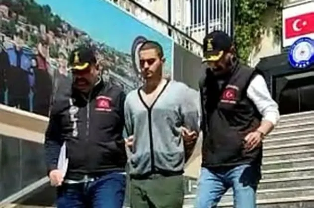 21 bıçak darbesiyle öz ağabeyi Cenk Çağın Ünlü'yü öldüren Cem İnan Ünlü'nün ifadesi ortaya çıktı
