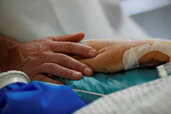 Koronavirüs nasıl bulaşıyor? Uzmanlar uyardı: Bu hatayı sakın yapmayın virüse bu yüzden yakalanıyorlar...-4