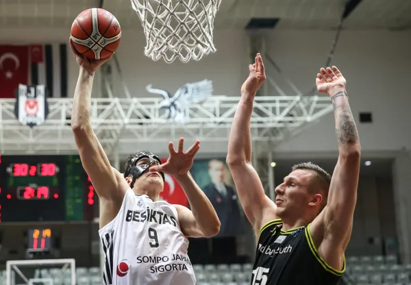 fenerbahce-haberleri-itoudis-mesaiye-basladi-iste-ilk-transferi-1655734727560.jpg Fenerbahçe haberleri: Itoudis mesaiye başladı! İşte ilk transferi...-3