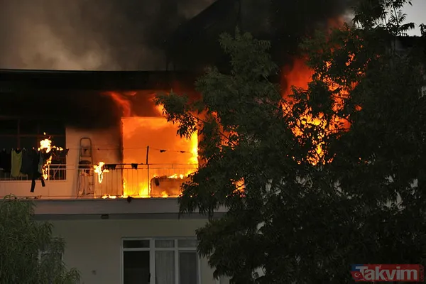 Antalya'da 3 katlı ev alev alev yandı! Yaşanan yangında korku dolu anlar yaşandı - 8