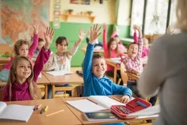 Özel okul zamlarına fren! 2026’da ara ve başlangıç sınıfları için yeni tavan fiyatlar belli oldu