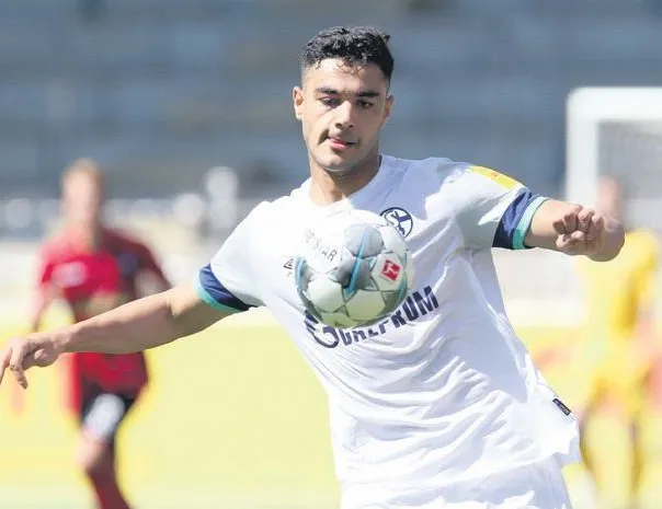 Ozan Kabak Çağlar Söyüncü ile buluşuyor