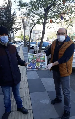 Yandaşa değil vatandaşa hizmet! CHP'li belediyeler Sözcü'nün posta memurluğunu yapmıştı, Vefa Destek Grupları her gazeteyi vatandaşa ulaştırdı