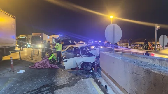 Mersin'de feci kaza: 2 ölü, 5 yaralı!