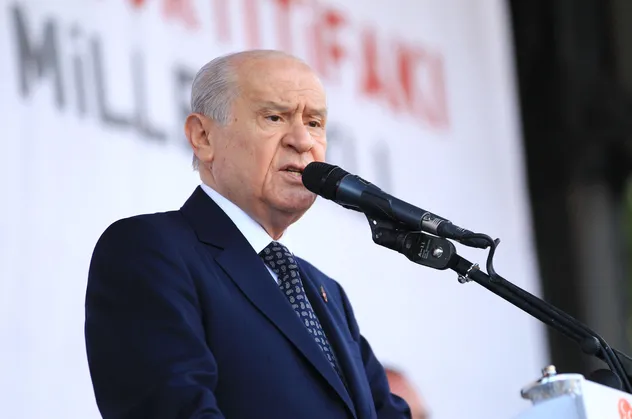 Devlet Bahçeli'den Erdoğan'a tebrik