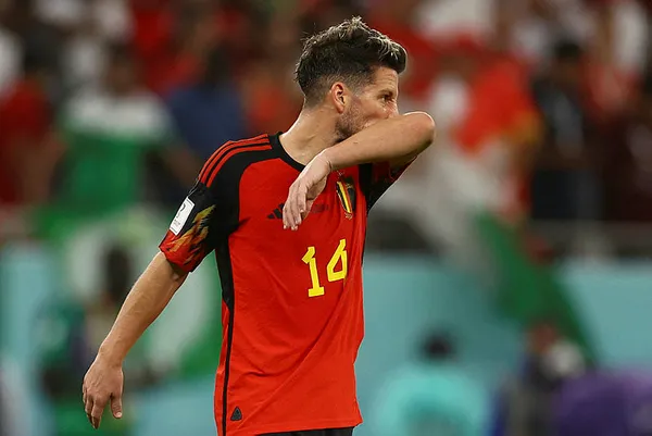 Son dakika Galatasaray haberleri... Sarı - kırmızılı yönetim Juan ve Mertens hakkındaki kararını verdi-3