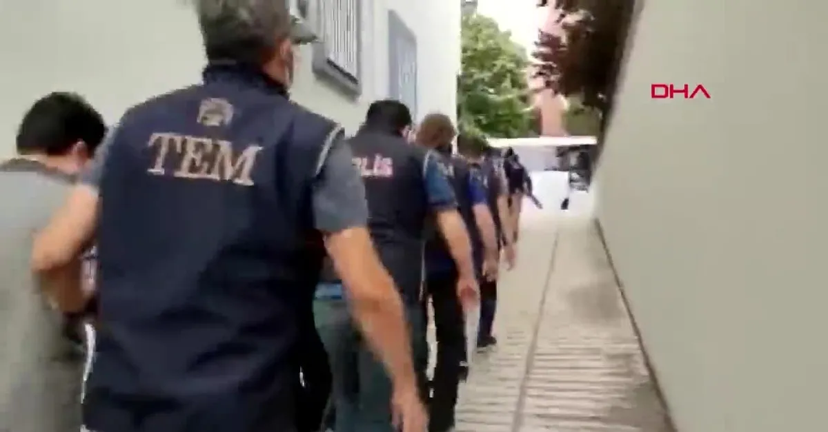 Balıkesir merkezli 17 ildeki FETÖ'ye operasyon! 6 tutuklama