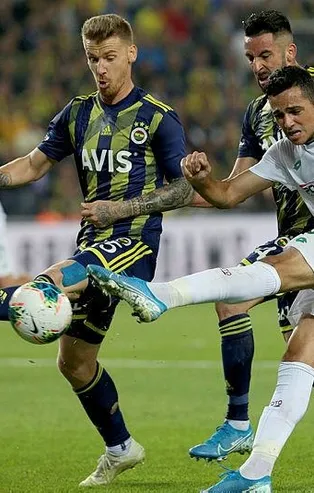 Fenerbahçe'de şok! Serdar Aziz sakatlandı