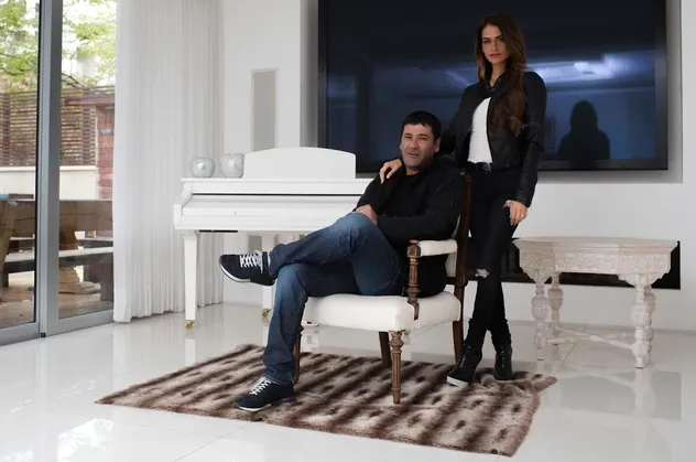 İnan Kıraç'ı dolandıran dolandırıcı Gilbert Chikli'nin izine TAKVİM ulaştı!