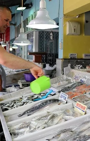 Hafta sonu yasakta balıkçılar açık mı? Balıkçıya gitmek serbest mi? Balıkçıya gidilir mi?