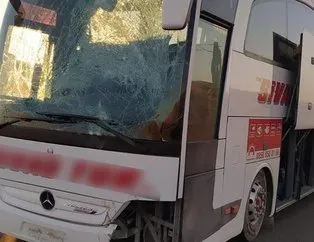 Askerleri taşıyan otobüs kaza yaptı!