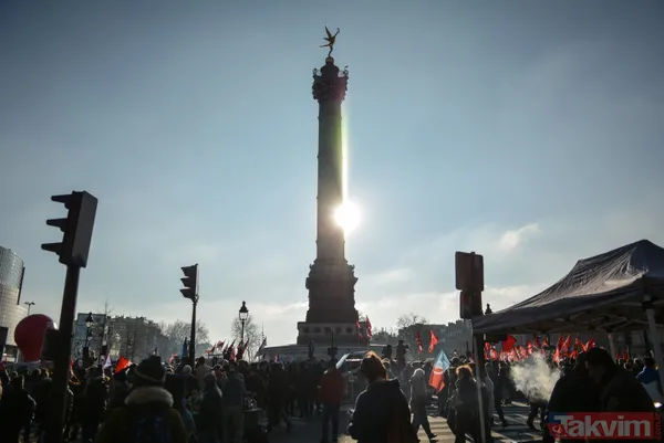 Paris yangın yeri! Fransa'daki 'emeklilik' reformu gösterilerinde gençler de sahnede: Macron'a tepki büyük - 7