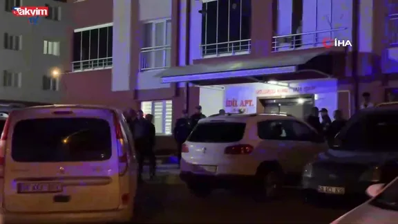 Sivas’ta korkunç cinayet: İki kardeş evlerinde ölü bulundu | Boğazları kesilmiş!