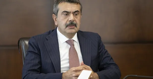 MEB yeni müfredat değişikliği ne zaman yürürlüğe girecek 2024? Hangi sınıflar için geçerli olacak? İçeriği ne olacak? Kademeli uygulama...