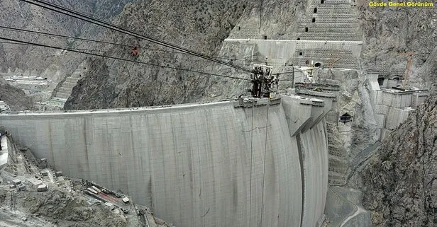 Tamamlandığında Türkiye’nin en büyüğü olacak! Yusufeli Barajı’nda 275 metrelik gövde inşaatı tamamlandı!