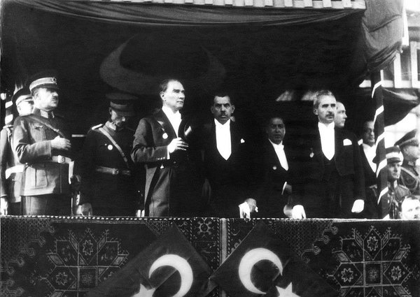 cumhuriyet ne zaman ilan edildi bu yil cumhuriyetin kacinci yili takvim