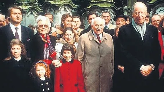 cesur-yurek-1627335840009.jpeg Mel Gibson'dan Rothschild’leri anlatan film: “Yeni Dünya Düzeni”-3