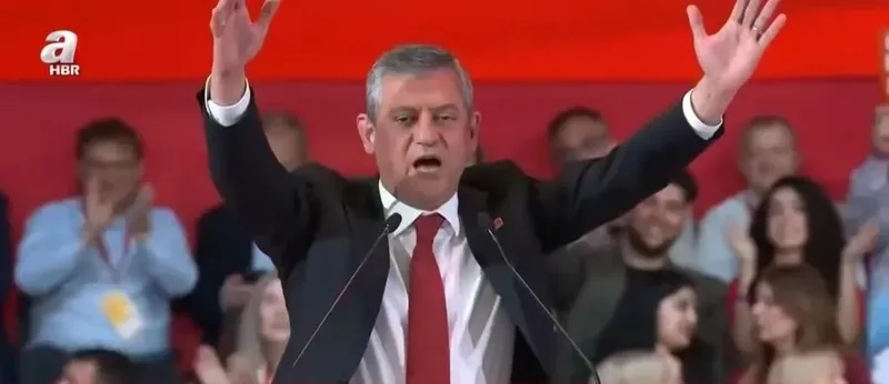 ozgur-ozelden-batiya-sikayet-turu-avrupada-turkiyeyi-hedef-aldi-1776617687155.jpeg Özgür Özel'den Batı’ya şikayet turu: Avrupa’da Türkiye’yi hedef aldı! Özel’den Erdoğan’ın sloganıyla çelişkili çıkış-5