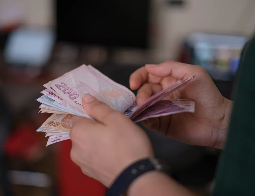 Memur emeklisine en az 5.100 lira zam farkı yatacak! En düşük maaş 27 bin 772 liraya yükseldi