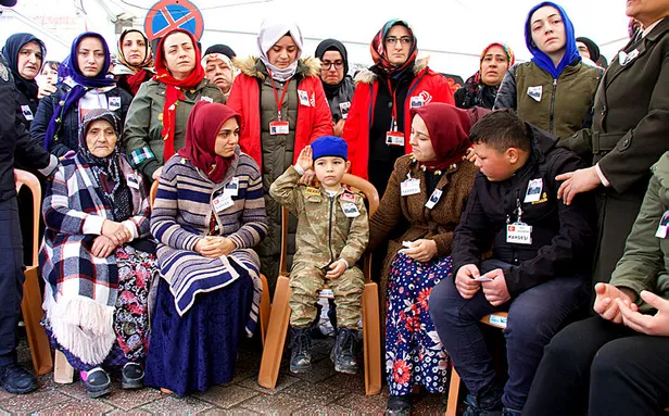 İdlib'de şehit olan Eyüp Gülaştı'nın 4 yaşındaki yeğeninin sözleri yürekleri dağladı!-2