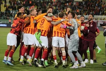 Galatasaray’da dev transfer operasyonu: 9 futbolcu ayrılacak
