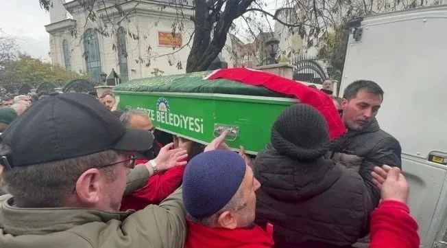 Yazgan'ın cenazesi, memleketi Trabzon'a gönderilmek üzere uçakla yola çıkarıldı (Fotoğraf: AA)