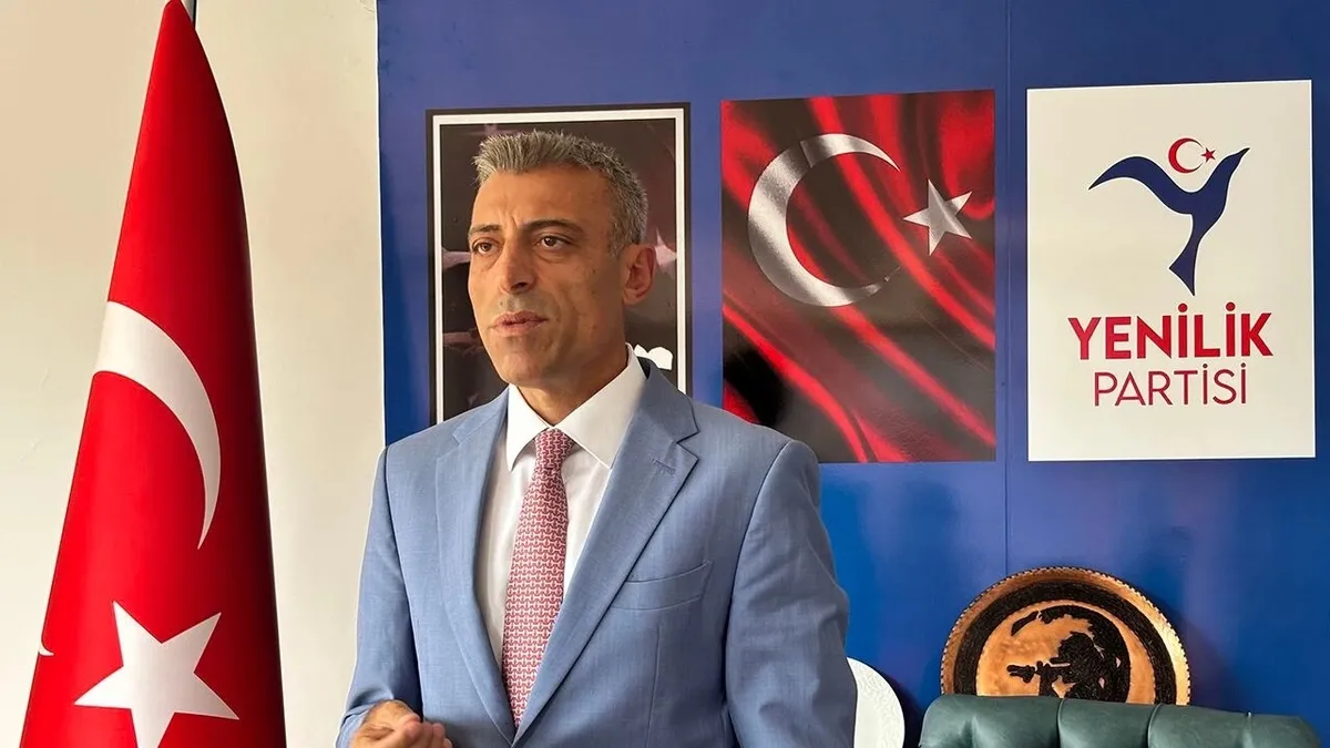 ozgur-ozelden-bile-bile-lades-2-defa-uyarildi-tinlamadi-yargitay-kapiyi-calinca-pazarliga-oturdu-partileri-bir-1789566770288.jpeg Özgür Özel'den bile bile lades! 2 defa uyarıldı, tınlamadı... Yargıtay kapıyı çalınca pazarlığa oturdu: Partileri birleştirelim-7