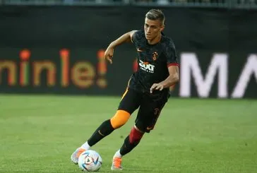 Galatasaray'da iki ayrılık daha!