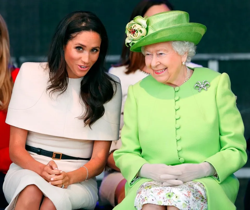 Sussex Düşesi Meghan Markle’ın kraliyet gardırobu 4 milyon lirayı aştı - 4