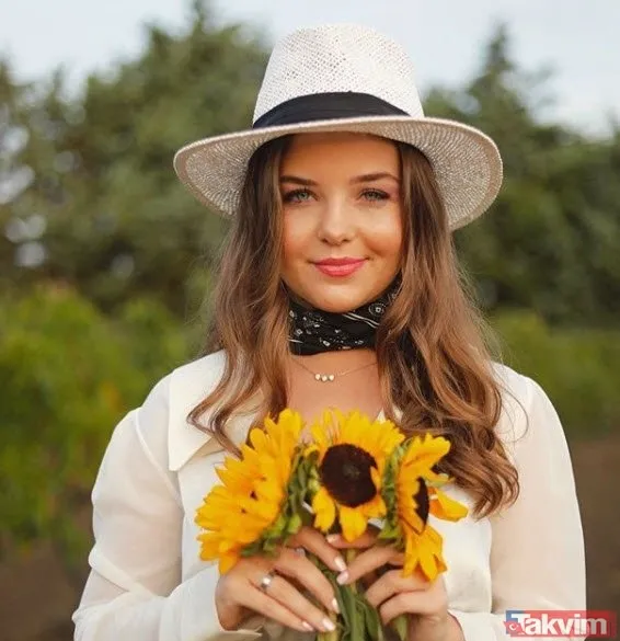 Fahriye Evcen ile Gökçe Bahadır’ın biricik kardeşiydi! Yaprak Dökümü’nün Ayşe’si Şebnem Ceceli’nin son hali olay! "Buse Varol sandım" - 13