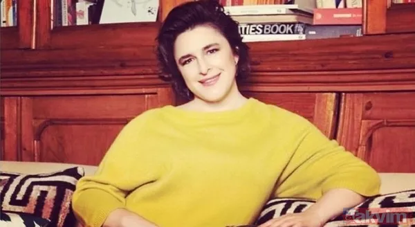 Esra Dermancıoğlu 'insanları çıplak hayal ederim bir de tuvalette!' Yatak paylaşımıyla olay yaratan Esra bu kez... - 26