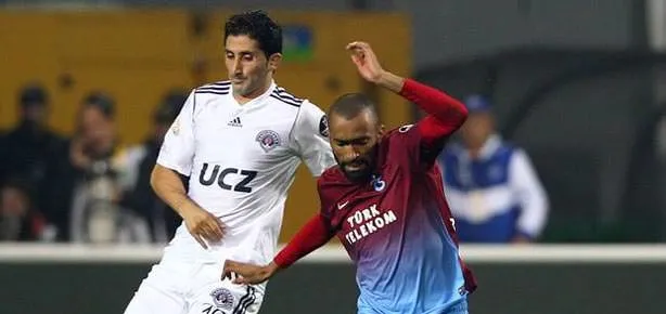 Bosingwa’ya iki maç ceza!