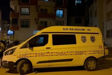 Barışma bahanesiyle gelip dehşet saçtı: Eski eşini öldürdü, oğlunu vurup intihar etti