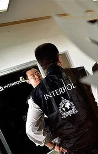 İstanbul'daki Genel Kurul'un perde arkası ortaya çıktı: Interpol'e FETÖ kıskacı