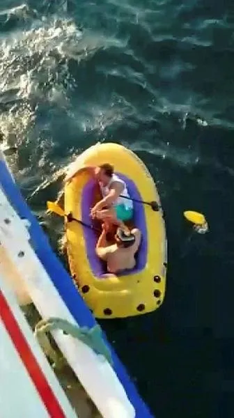 Şişme oyuncak botla Marmara'nın ortasında 5 saat-4