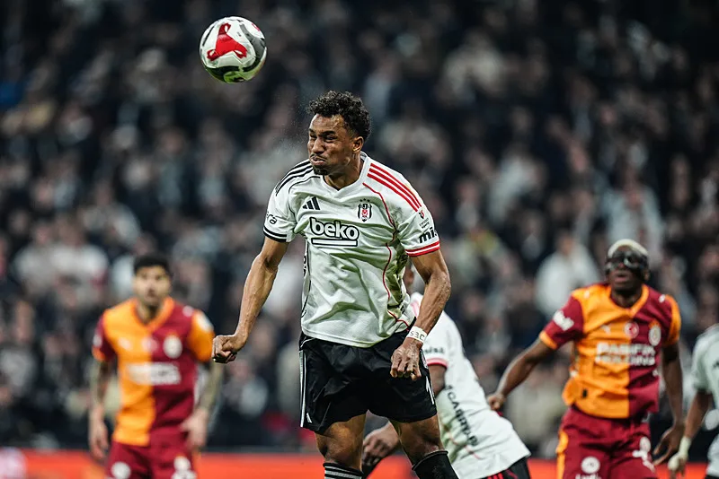 Spor yazarları Beşiktaş - Galatasaray derbisini değerlendirdi! "İnanılmaz acemi" - 18