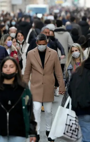 Fransa'dan karantina kararı! Süre düşürüldü
