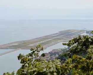 Denizin üstüne kuruldu ilçenin kaderi değişti