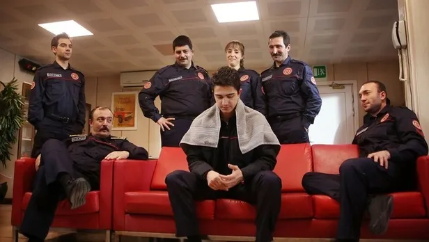 Kırmızı Kamyon hangi kanalda, ne zaman başlıyor? Kırmızı Kamyon konusu nedir, oyuncuları kimler?-2