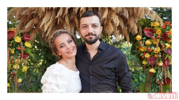 Kasaba Doktoru’nun Mine’si Vildan Atasever’in eski eşi bakın kim çıktı! Duyan küçük dilini yuttu! Mehmet Erdem’in biricik eşi meğer... - 2