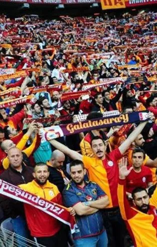 Galatasaray'dan Türkiye'de bir ilk! Koronavirüs sürecinde tribünler dolacak