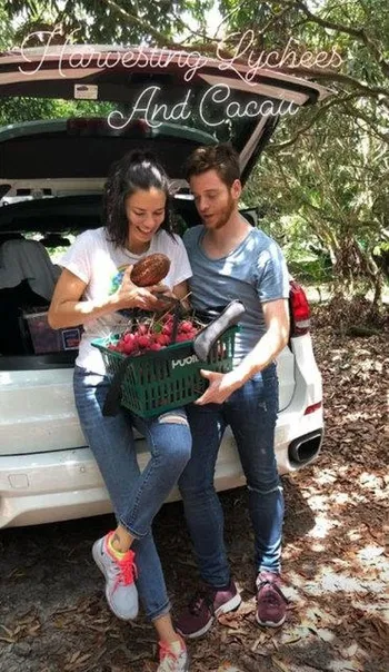 Adriana Lima ve Metin Hara ‘aşk meyvesi’ topladı-5