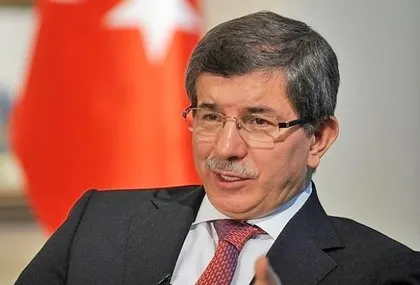 Başbakan Davutoğlu’nun masasındaki son anket