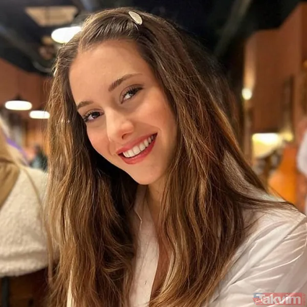 Ferit’in yeni gözdesi meğer... Yalı Çapkını’nın Diyar’ı Pelin Akil ile Mert Ramazan Demir arasında şaşırtan gerçek! - 9