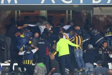 Kadıköy’de ’Ali Koç istifa’ diye bağıran taraftarlara saldırI