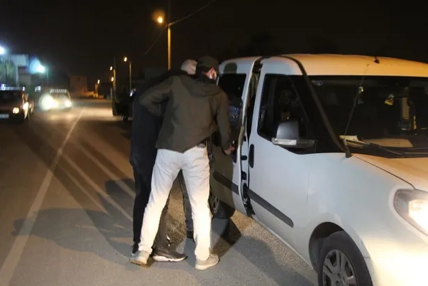 SON DAKİKA: Dur ihtarına uymadı ortalığı birbirine kattı! Elindeki tüfekle 2 saat sonra etkisiz hale getirildi-7