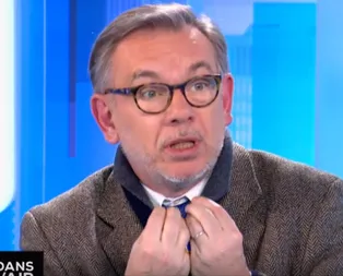 Fransız gazeteci televizyonda isyan etti